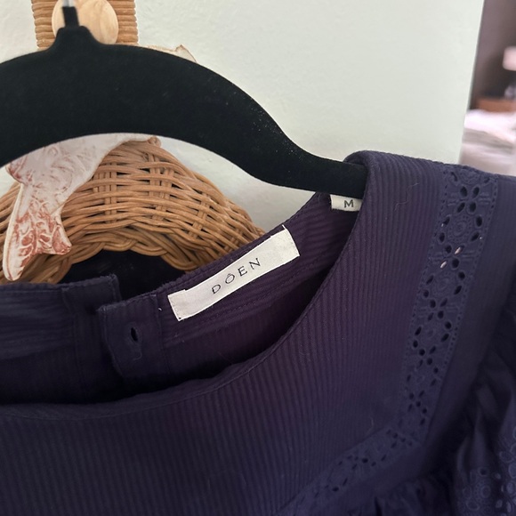 DOEN…Minore dress. EUC Sz M. Navy. FLATTERING. - Picture 4 of 4